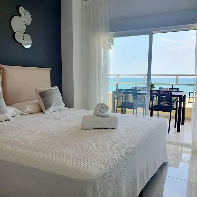 Lägenhet New, Nucleos Luxury Sea View Apartment, Pool Torremolinos